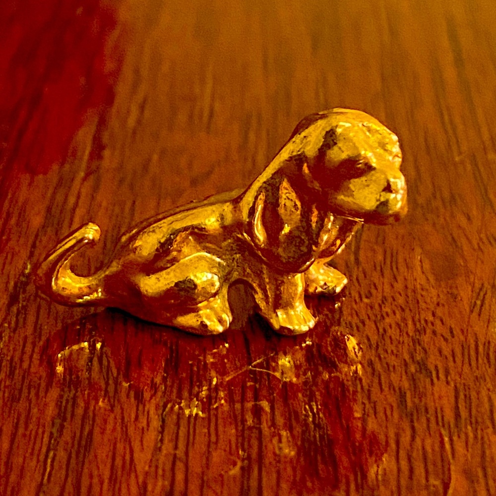 Dog Sculpture Statue - Basset Hound || Vintage solid brass dog figurine